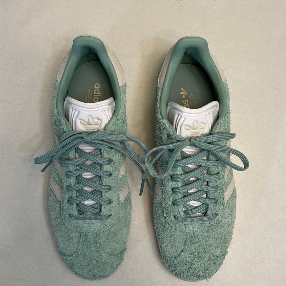 ADIDAS GAZELLE SNEAKERS HAZY GREEN WOMENS 6.5 - Picture 4 of 12
